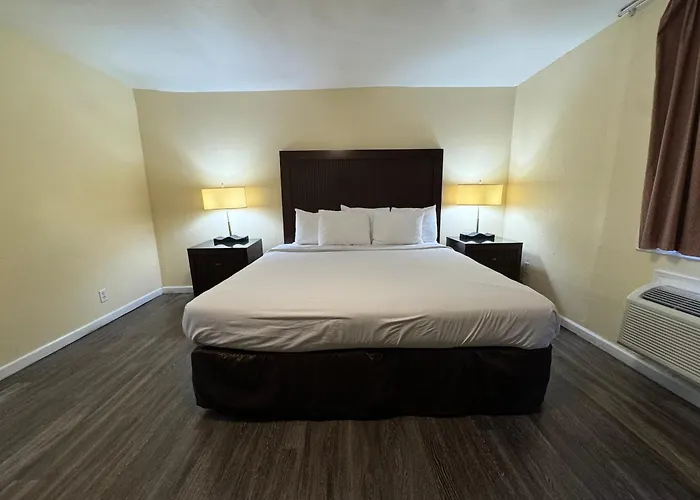 Relax Inn Of Medford